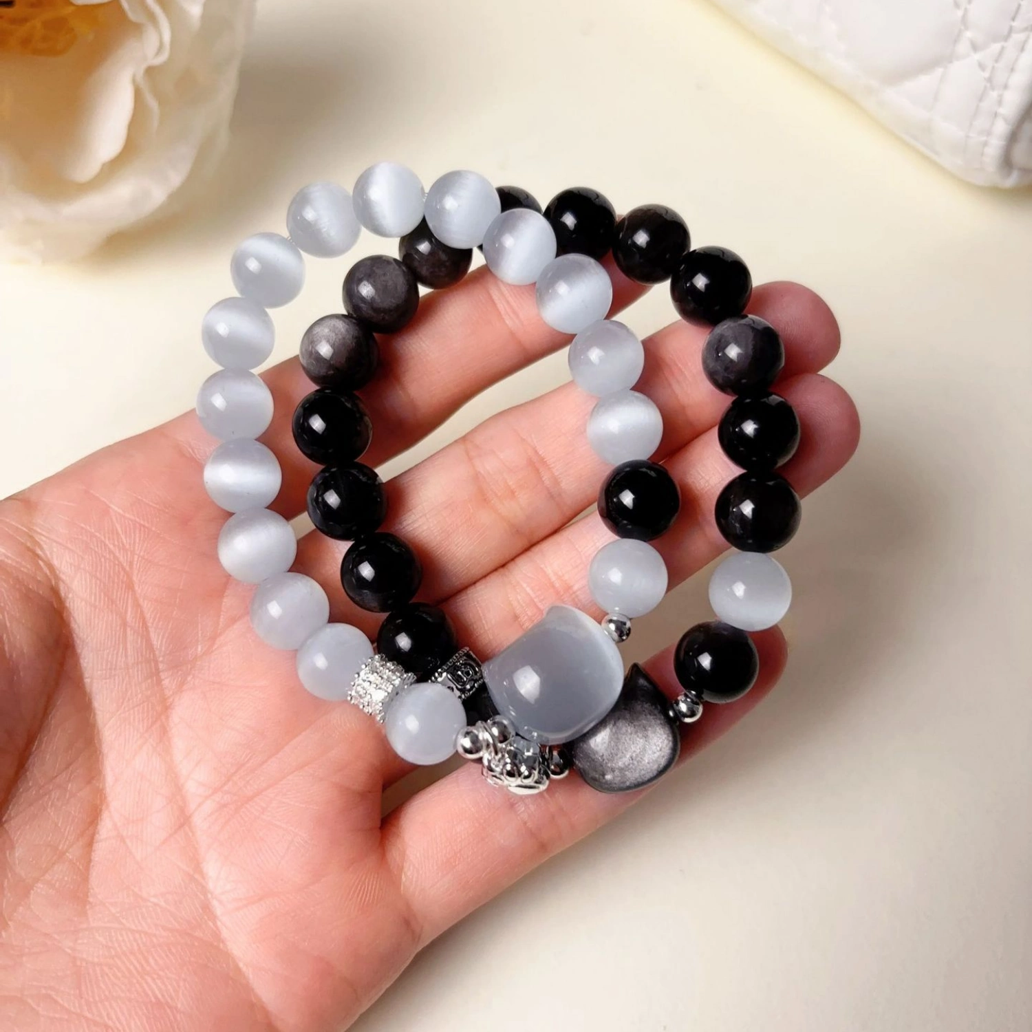 bimg_227_1 Cute Magnetic Cat Paw Beaded Couple Relationship Bracelets
