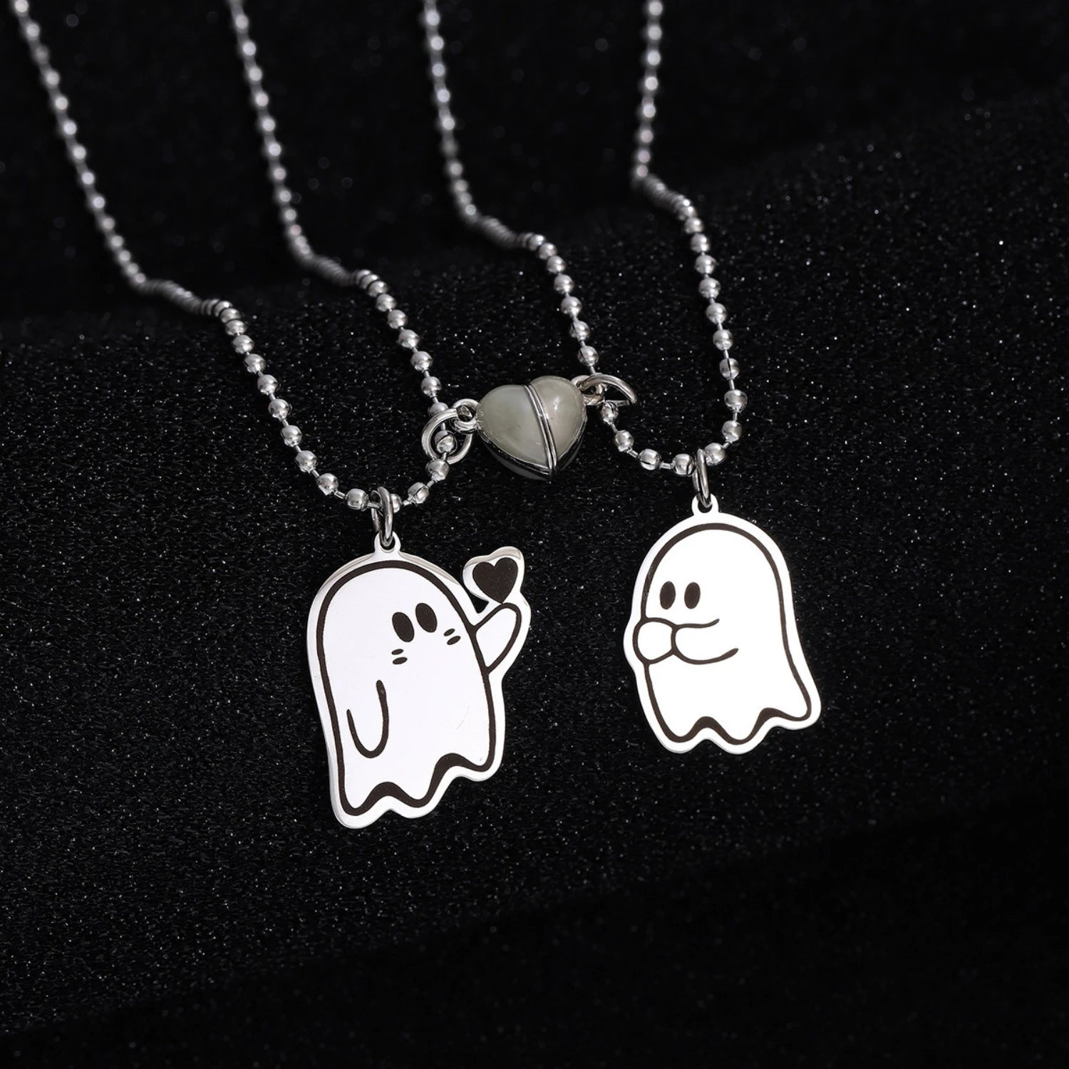 Glow In The Dark Magnetic Heart Halloween Ghosts Couple Necklaces
